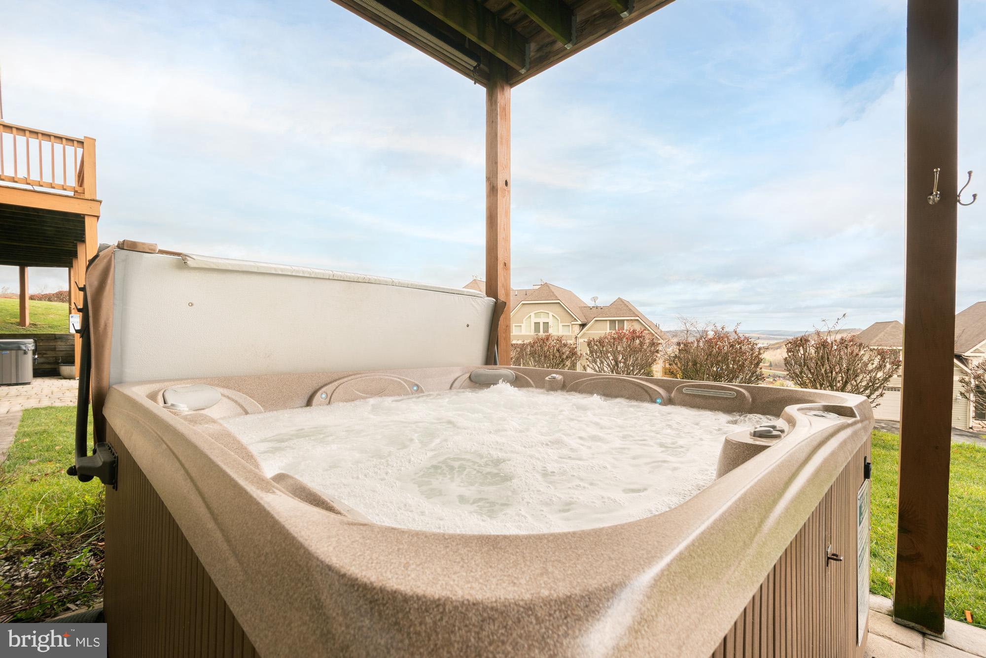 750 Wisp Mountain Road, Unit B McHenry, MD 21541 - Photo 38 of 49 a view of a balcony top