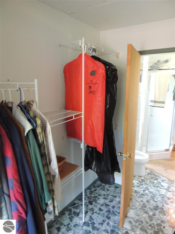 4383 West Kent Road St. Louis, MI 48880 - Photo 13 of 21 1785541-12.JPG