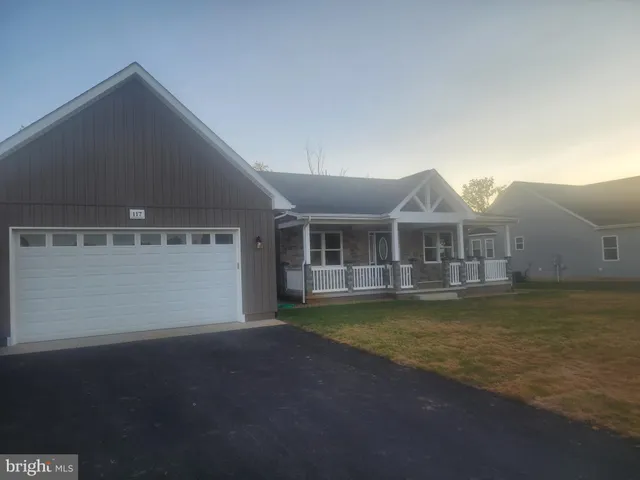 $699,500 | 117 Pointers Way, Front Royal, VA 22630