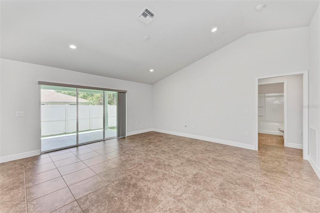 105 Dartmouth Road Venice, FL 34293 - Photo 5 of 100