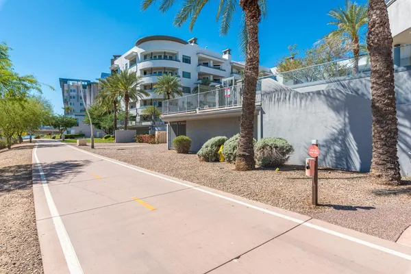 $2,100 | 945 East Playa Del Norte Drive, Unit 1008, Tempe, AZ 85288