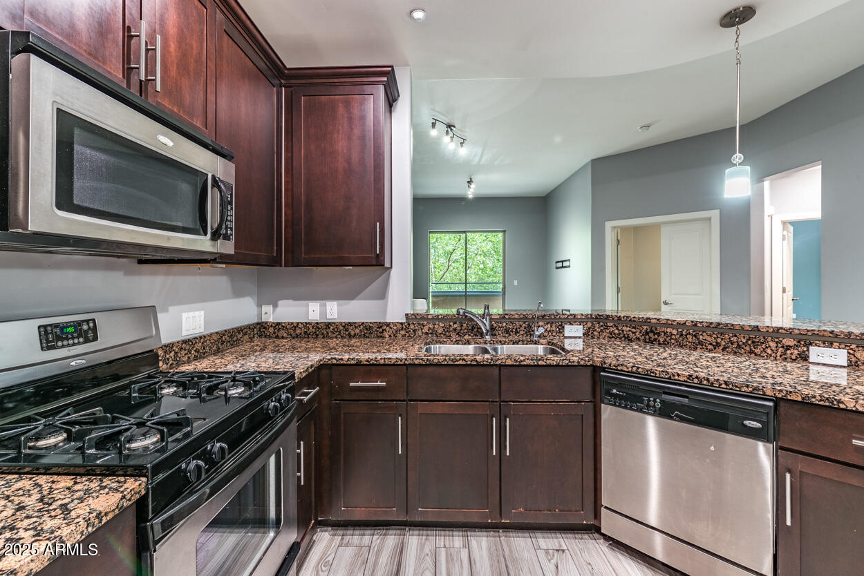 945 East Playa Del Norte Drive, Unit 1008 Tempe, AZ 85288 - Photo 5 of 28 DSC_4068-HDR