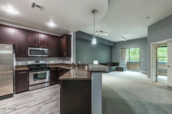 $2,150 | 945 East Playa Del Norte Drive, Unit 1008, Tempe, AZ 85288
