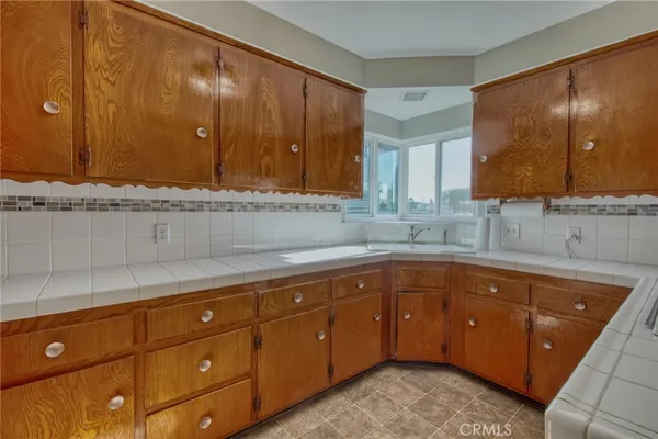 $2,200 | 12711 Grevillea Avenue, Unit C, Hawthorne, CA 90250