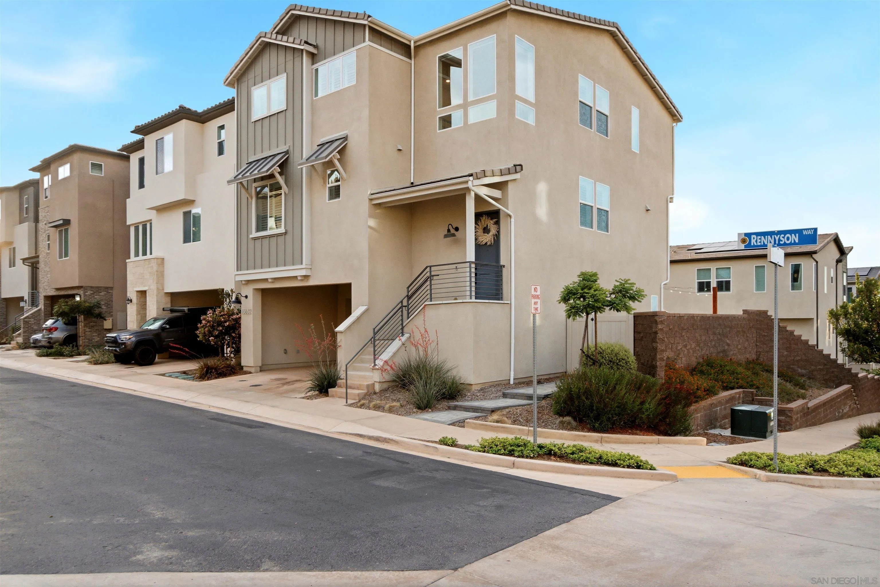 15632 Rennyson Way San Diego, CA 92129 - Photo 39 of 46