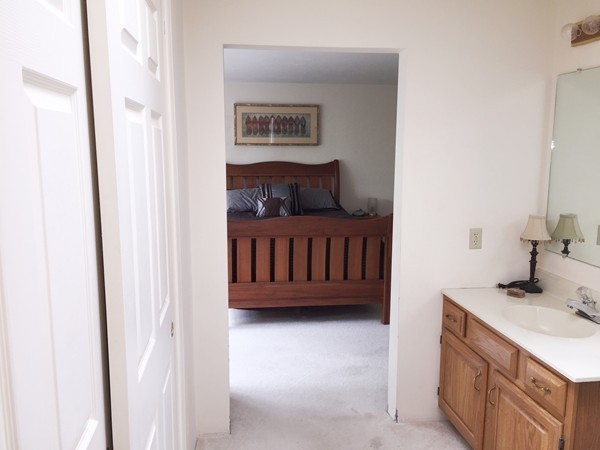 608 Ridgefield Circle, Unit B Clinton, MA 01510 - Photo 14 of 24 Gallery Image 14