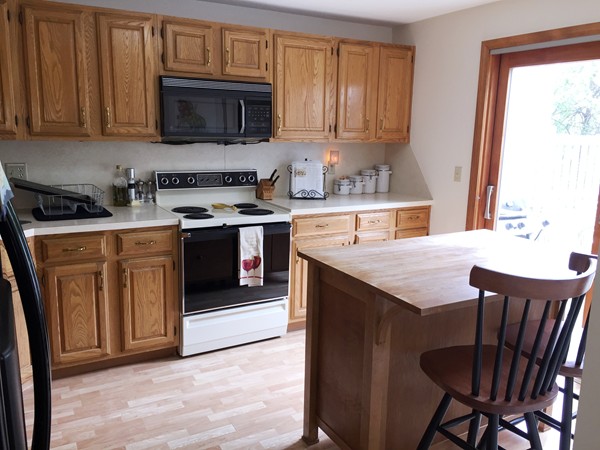 608 Ridgefield Circle, Unit B Clinton, MA 01510 - Photo 5 of 24 Gallery Image 5