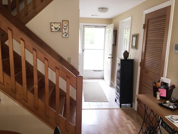 608 Ridgefield Circle, Unit B Clinton, MA 01510 - Photo 8 of 24 Gallery Image 8