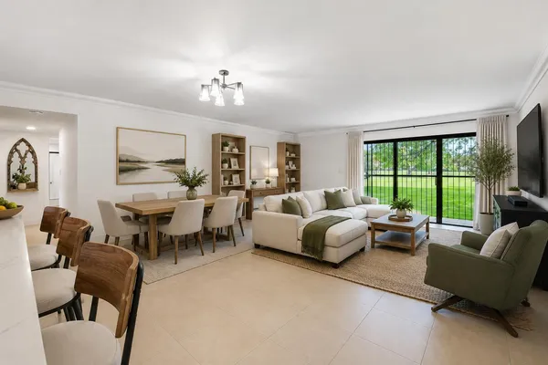 $399,000 | 371 West Park Drive, Unit 117, Miami, FL 33172