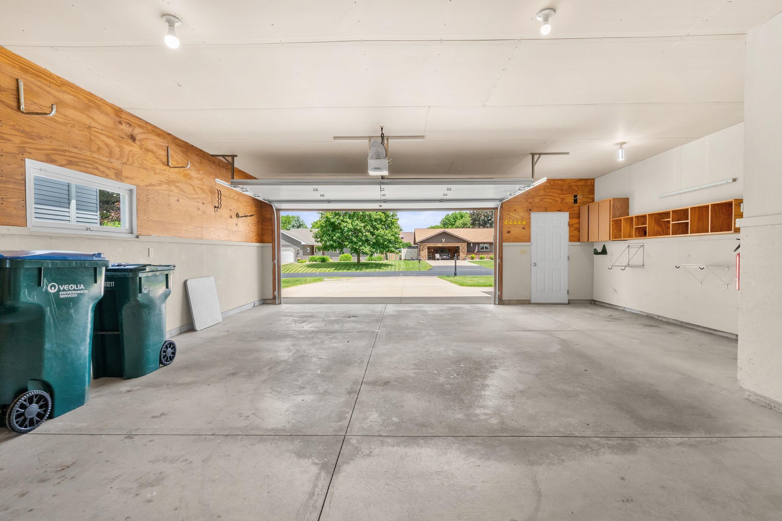 2615 West Sunnyview Circle Appleton, WI 54914 - Photo 36 of 44