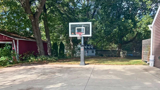 a view of outdoor space