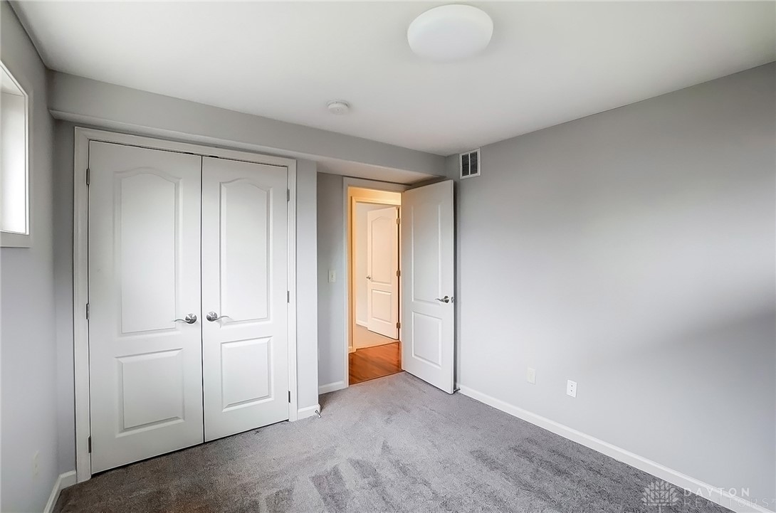 5870 Beth Road Dayton, OH 45424 - Photo 12 of 31 Gallery Image 12