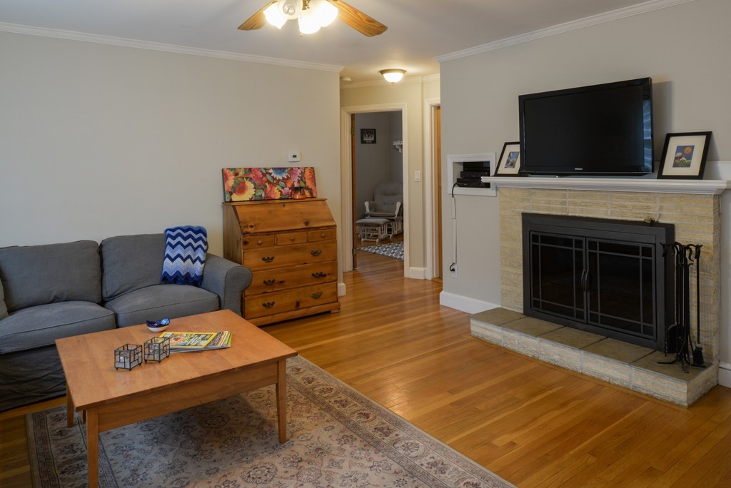 8 Edgehill Road Swampscott, MA 01907 - Photo 3 of 22 Gallery Image 3