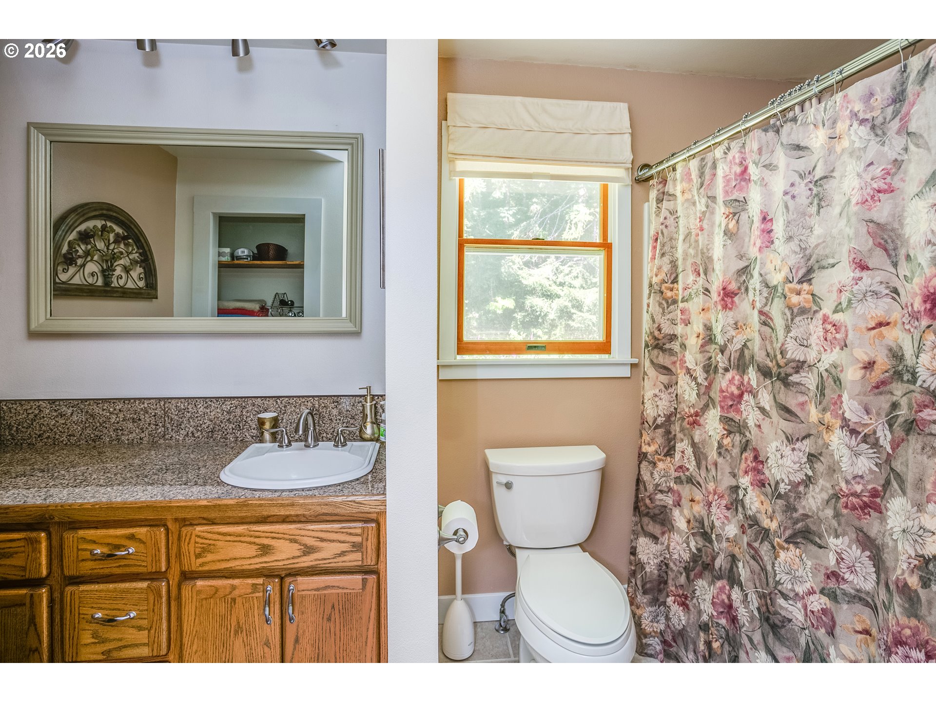 81165 81167th Road Seaside, OR 97138 - Photo 22 of 48 Bathroom