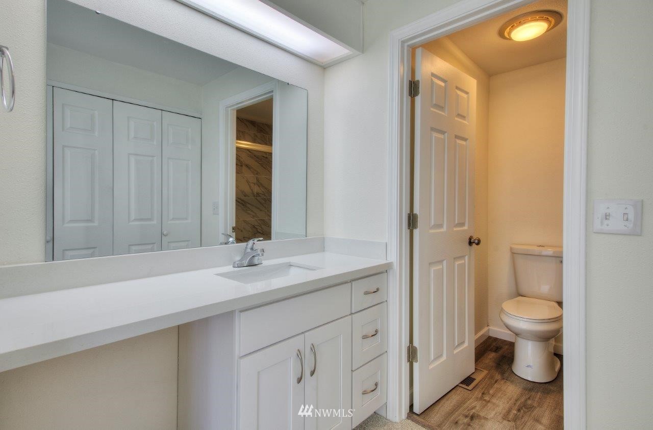 16922 157th Place Southeast Renton, WA 98058 - Photo 14 of 36 Gallery Image 14