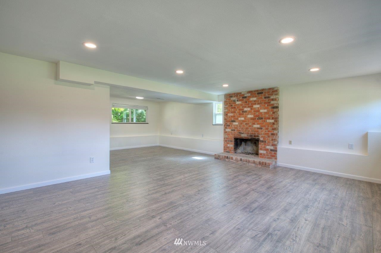 16922 157th Place Southeast Renton, WA 98058 - Photo 22 of 36 Gallery Image 22