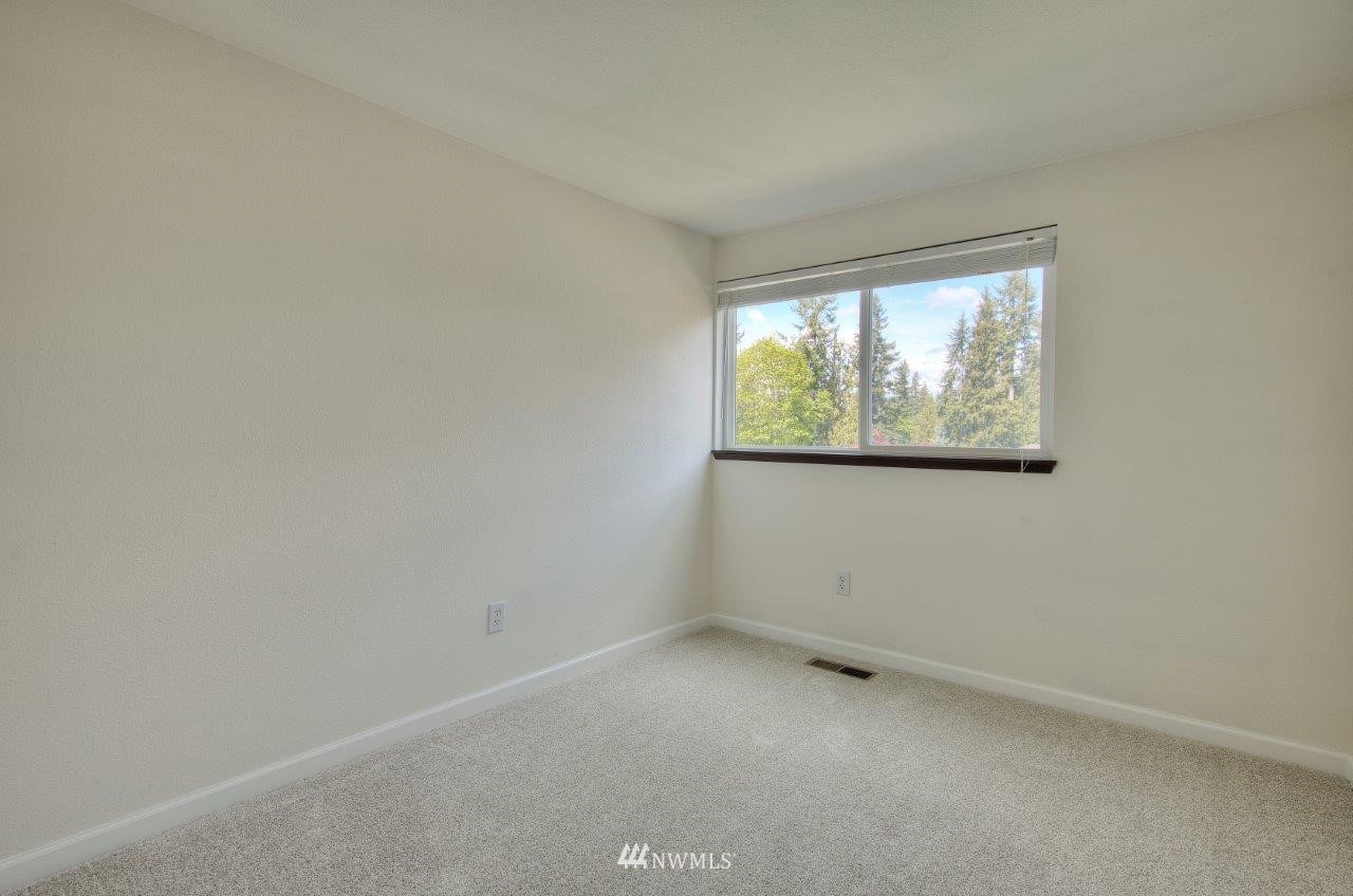 16922 157th Place Southeast Renton, WA 98058 - Photo 24 of 36 Gallery Image 24
