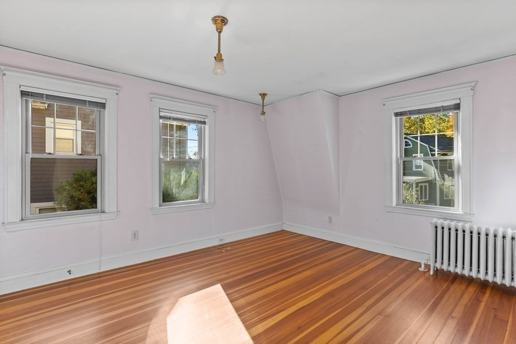 21 Canterbury Road Newton, MA 02461 - Photo 27 of 41