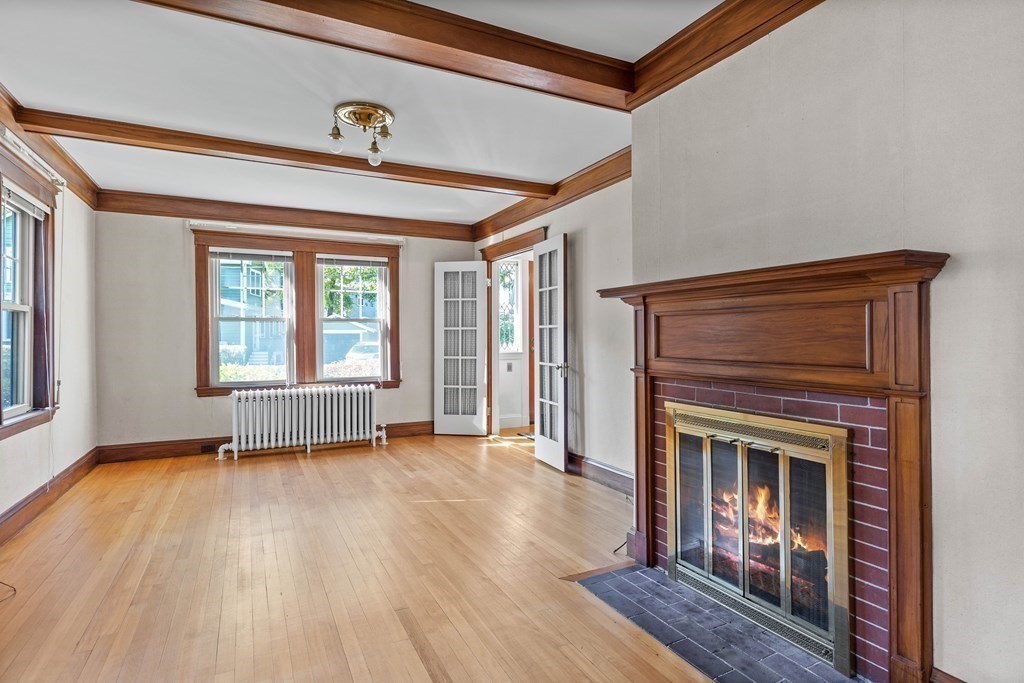21 Canterbury Road Newton, MA 02461 - Photo 8 of 41