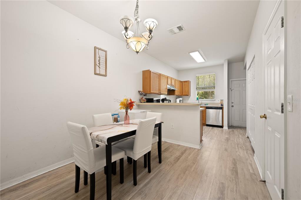 3901 Southwest 20th Avenue, Unit 609 Gainesville, FL 32607 - Photo 5 of 22