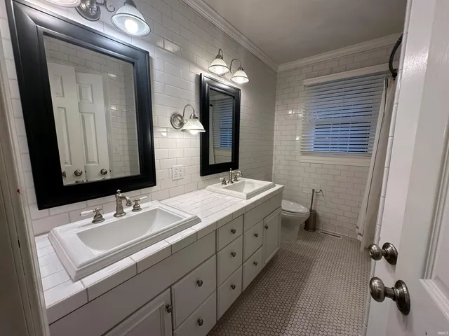 $639,000 | 2721 East Pine Lane, Bloomington, IN 47401