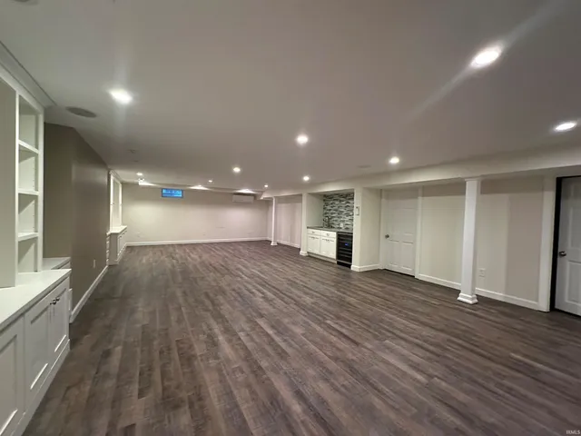 $639,000 | 2721 East Pine Lane, Bloomington, IN 47401