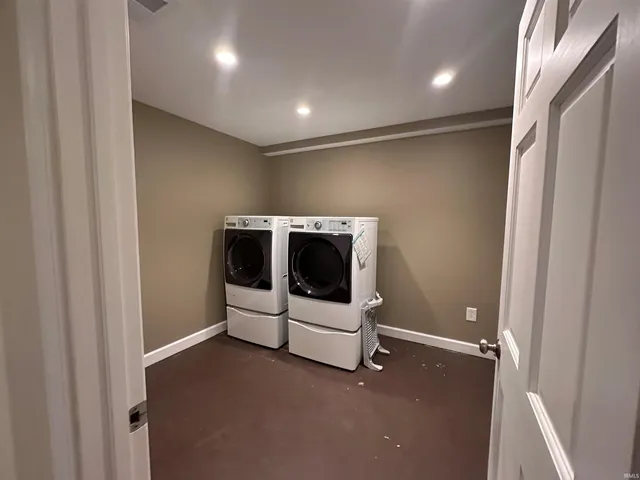 $639,000 | 2721 East Pine Lane, Bloomington, IN 47401