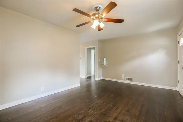 $1,850 | 3101 Northeast 56th Street, Kansas City, MO 64119