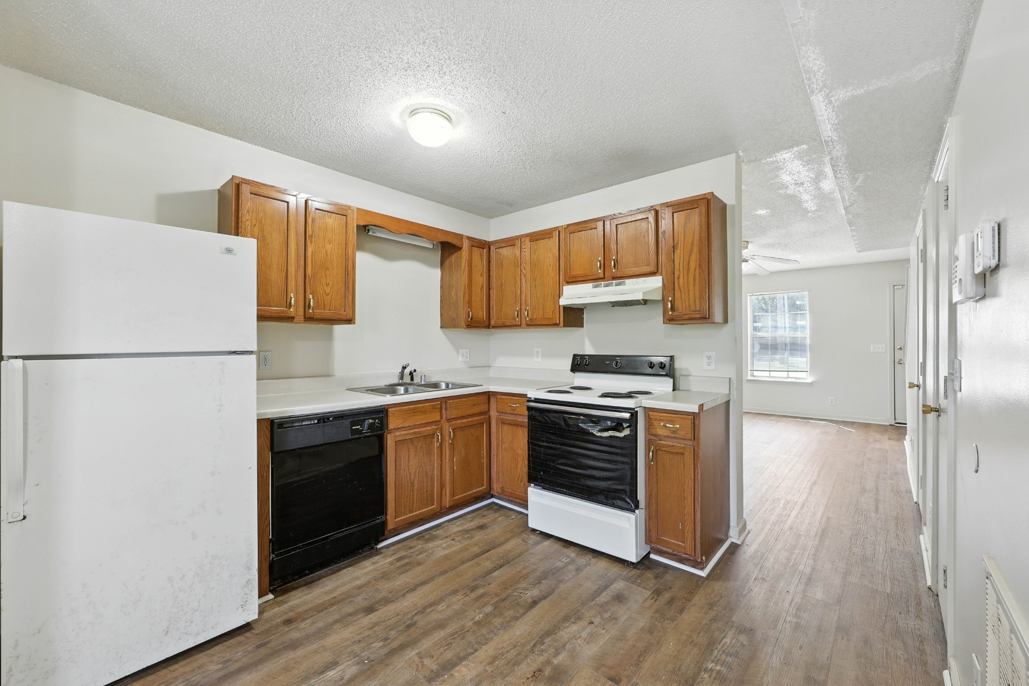 253 State Line Road Oak Grove, KY 42262 - Photo 8 of 16 Gallery Image 8