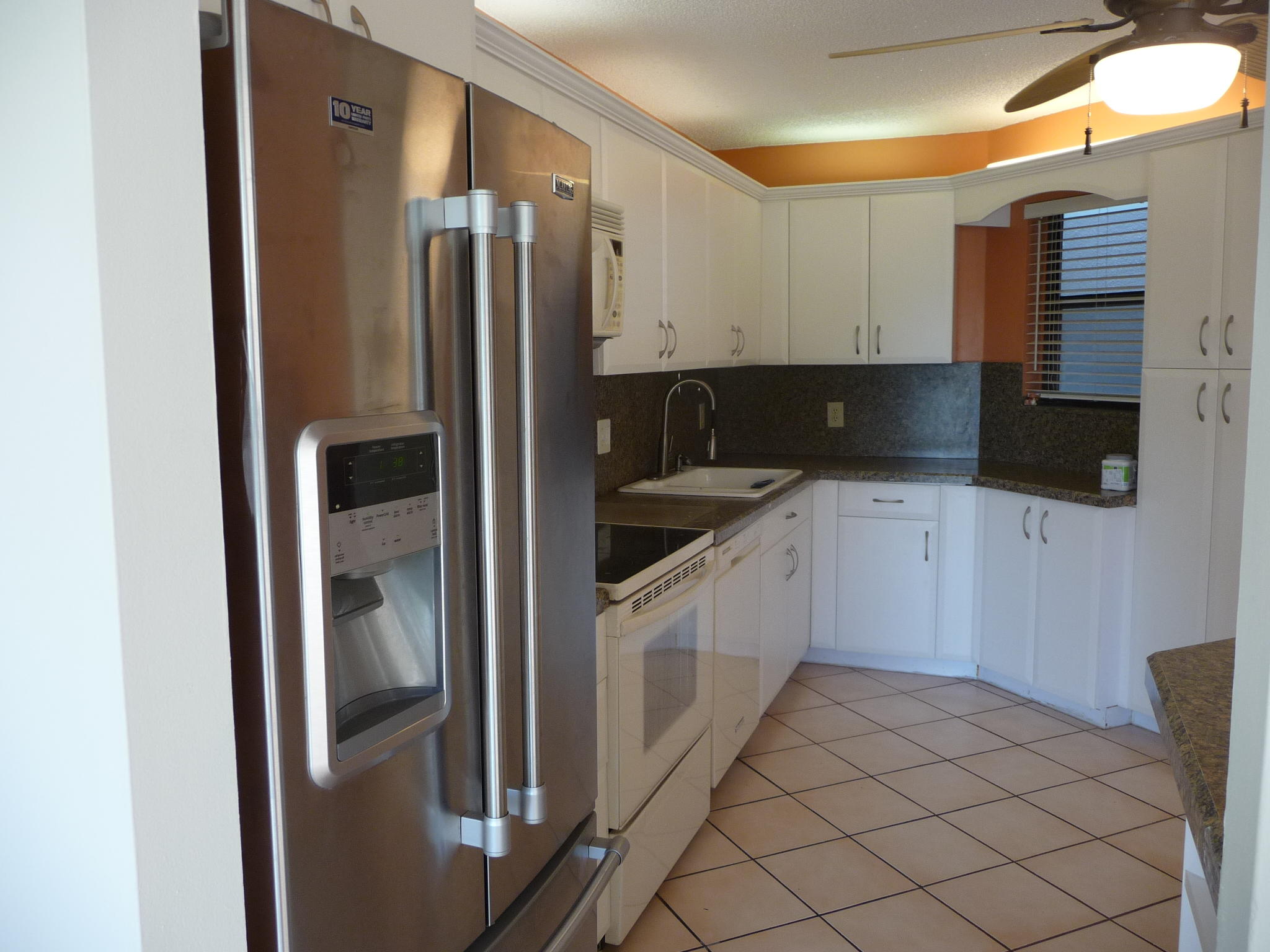 5651 Camino Del Sol, Unit 300 Boca Raton, FL 33433 - Photo 8 of 27 KITC