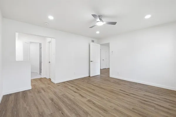 $298,000 | 4816 Amesbury Drive, Unit 128, Dallas, TX 75206