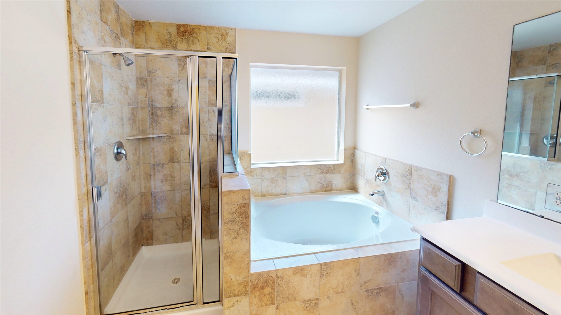 6351 Wilshire Ridge Houston, TX 77040 - Photo 14 of 24 a bathroom with a bathtub and a shower