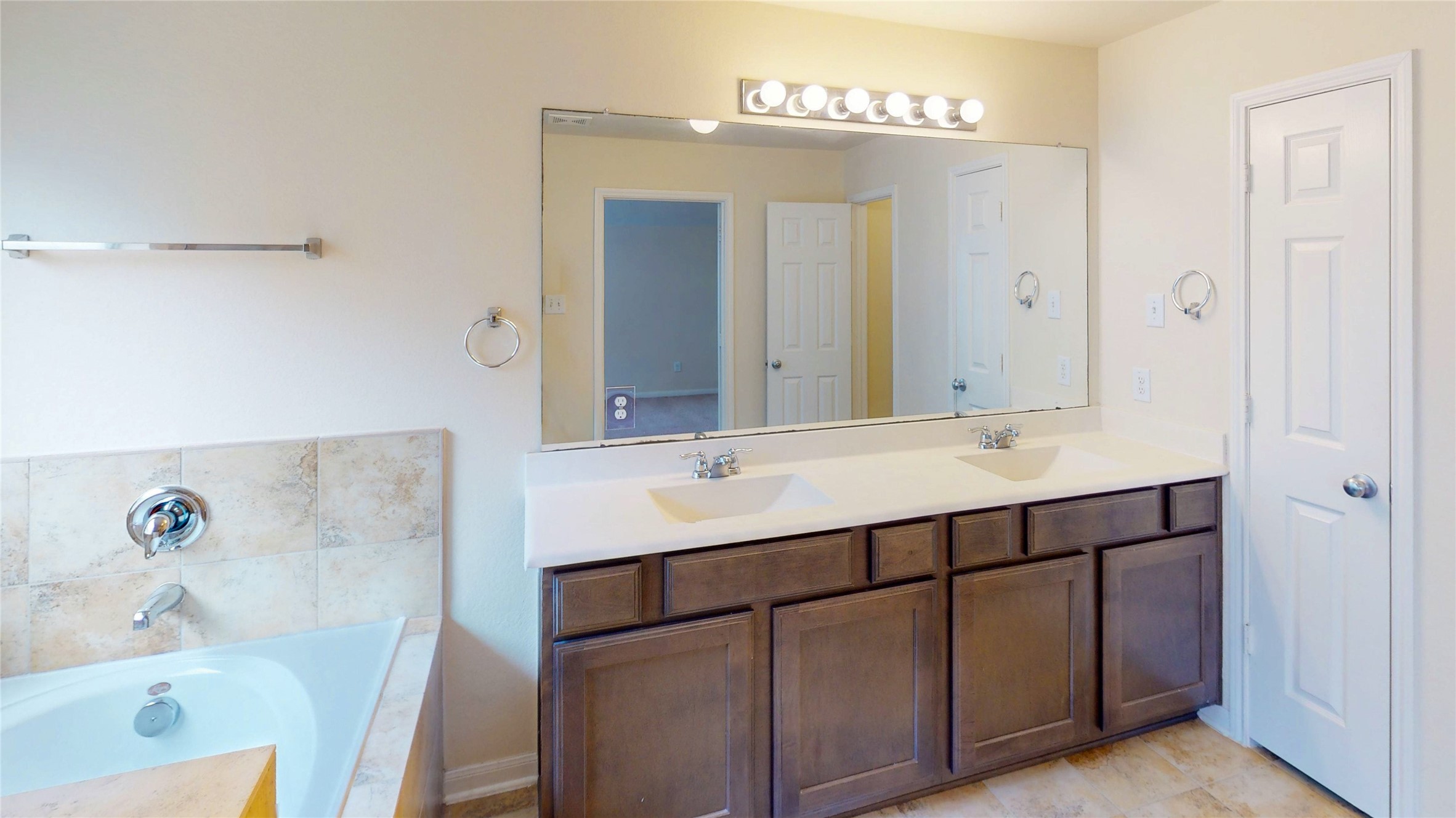 6351 Wilshire Ridge Houston, TX 77040 - Photo 15 of 24 a bathroom with a sink and a mirror