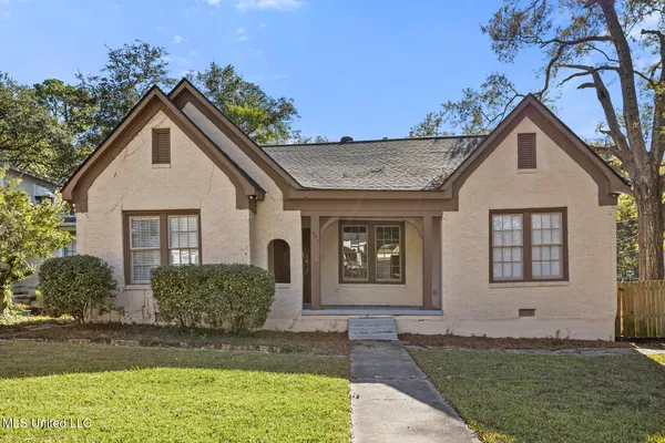 $252,500 | 901 Fairview Street, Jackson, MS 39202