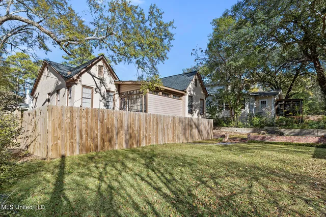 $275,000 | 901 Fairview Street, Jackson, MS 39202