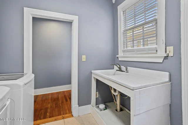 $275,000 | 901 Fairview Street, Jackson, MS 39202