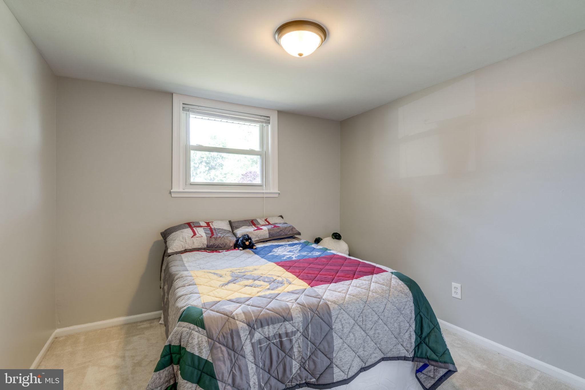 121 West Church Road Sterling, VA 20164 - Photo 28 of 35 Gallery Image 28