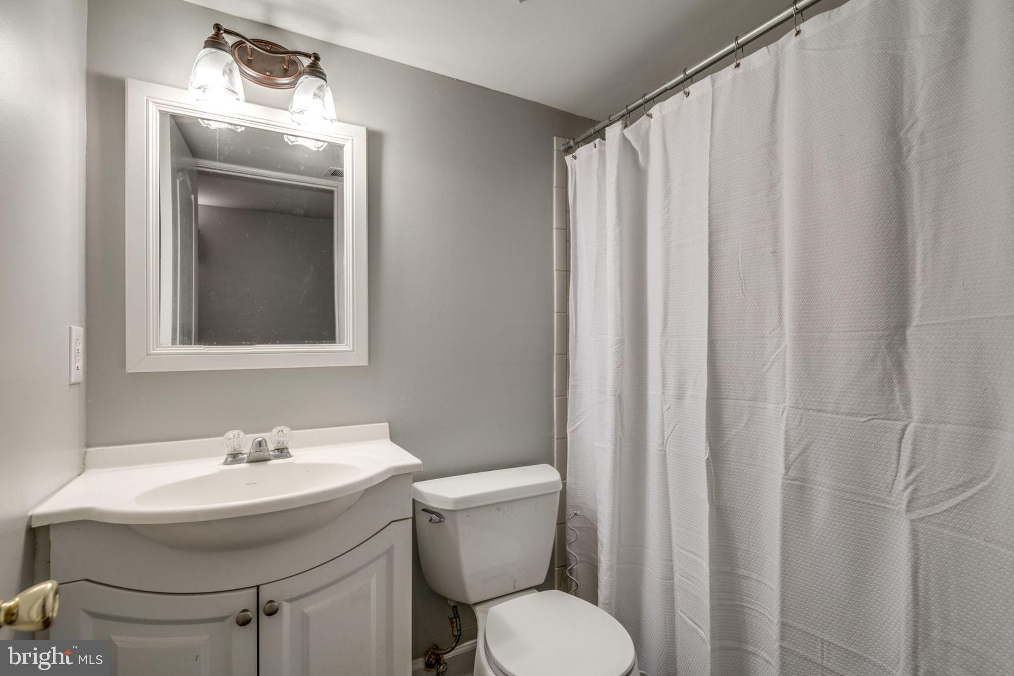 121 West Church Road Sterling, VA 20164 - Photo 29 of 35 Gallery Image 29