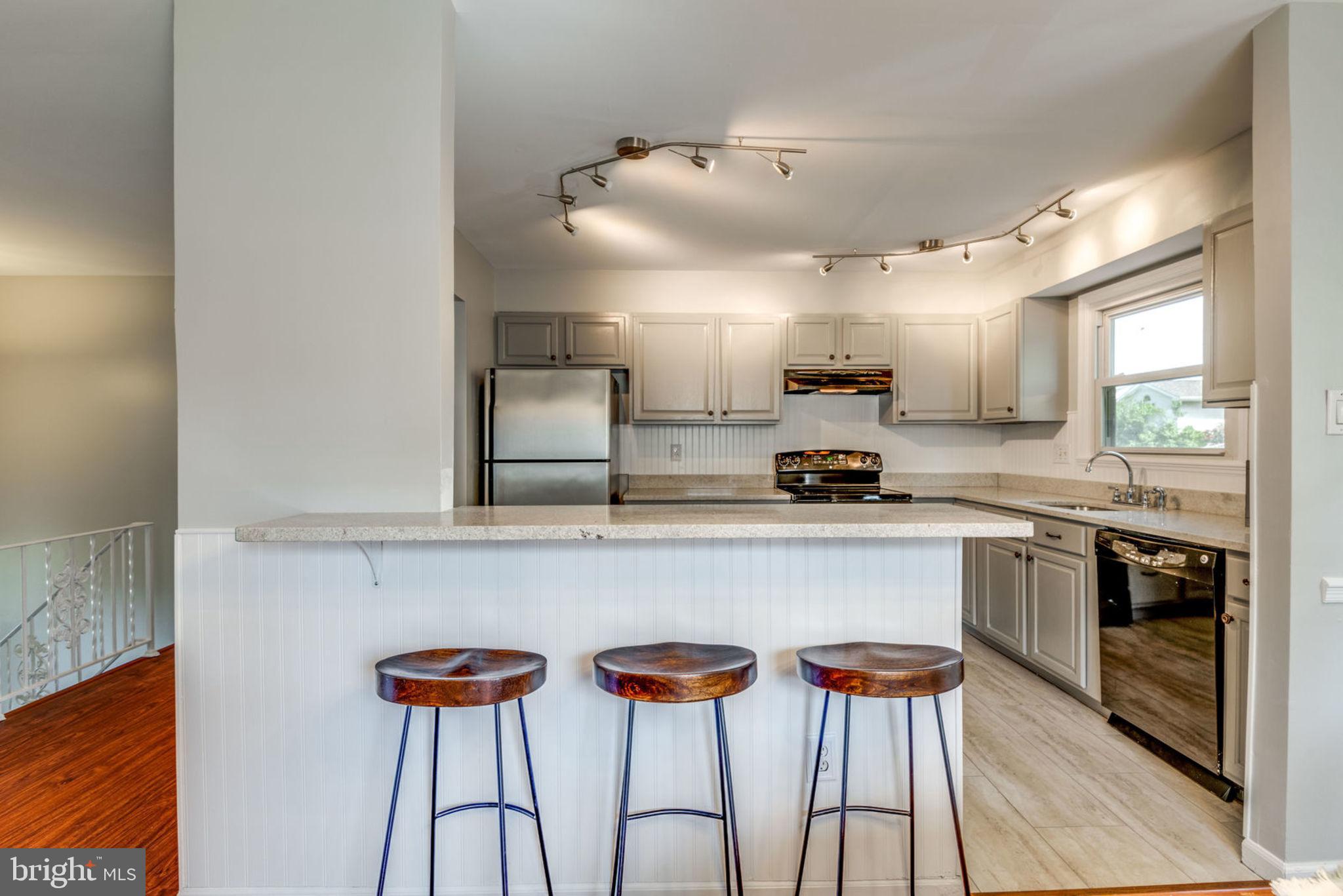121 West Church Road Sterling, VA 20164 - Photo 10 of 35 Gallery Image 10