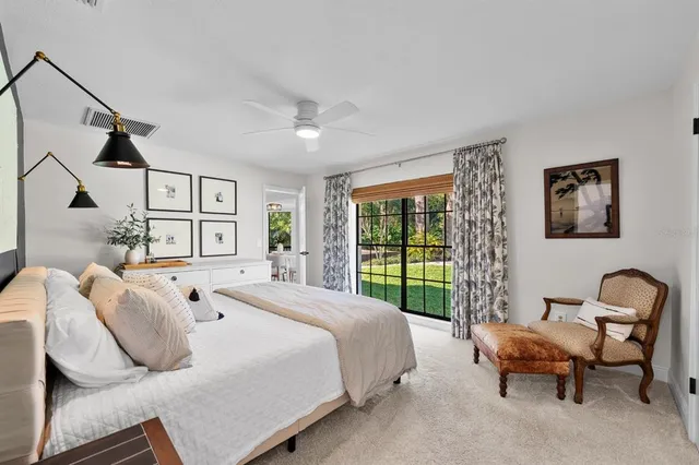 $525,000 | 2525 Laurelwood Lane, Valrico, FL 33596