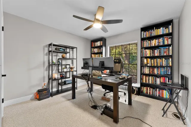 $525,000 | 2525 Laurelwood Lane, Valrico, FL 33596