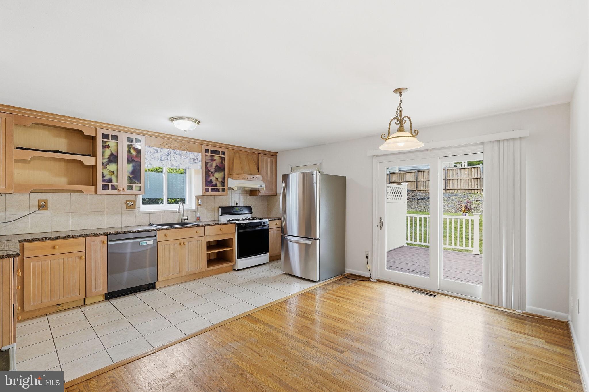 6806 Lemon Road McLean, VA 22101 - Photo 6 of 25