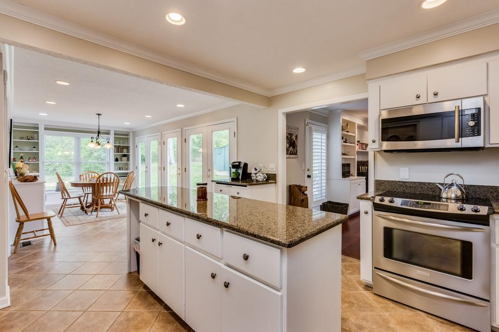 423 Springview Drive Franklin, TN 37064 - Photo 8 of 29 Gallery Image 8