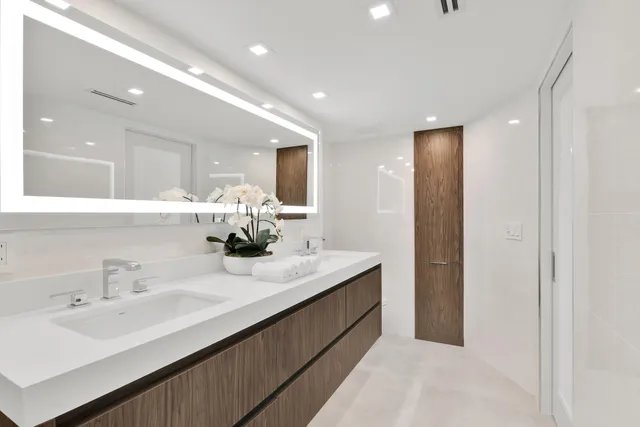 $4,400,000 | 550 South Ocean Boulevard, Unit 1003/1001, Boca Raton, FL 33432