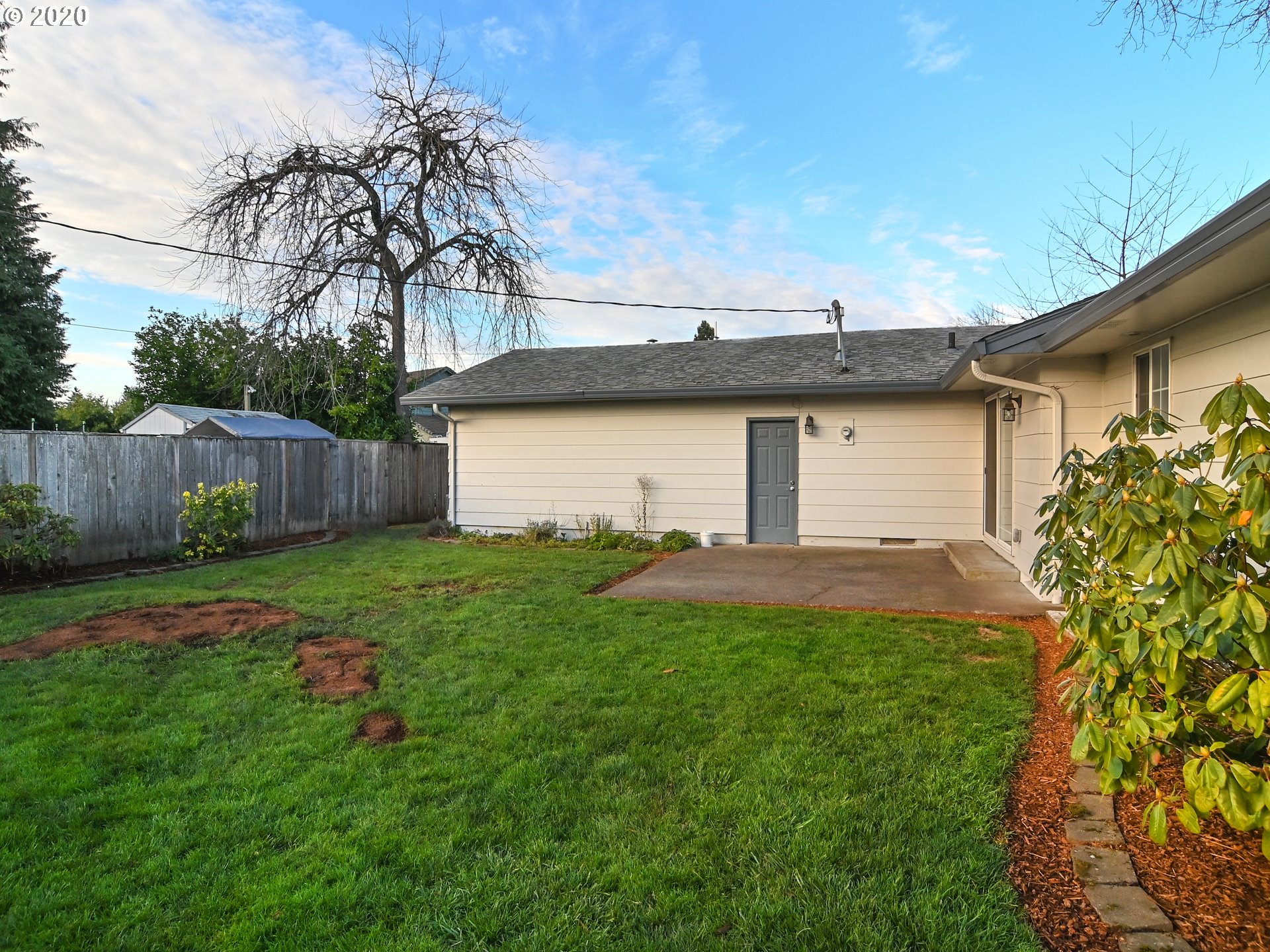 1954 Gilham Road Eugene, OR 97401 - Photo 29 of 32 Gallery Image 29