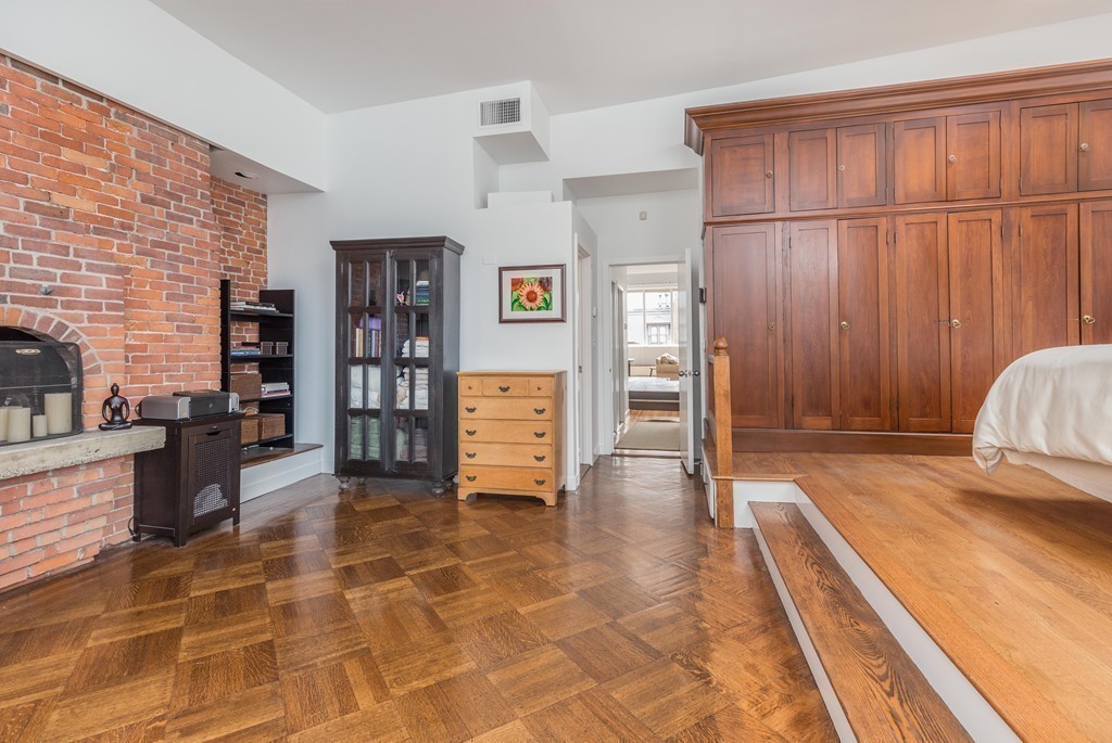 2 Marlborough Street, Unit 5 Boston, MA 02116 - Photo 12 of 26