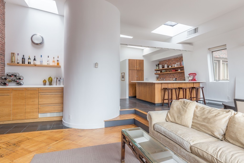 2 Marlborough Street, Unit 5 Boston, MA 02116 - Photo 7 of 26