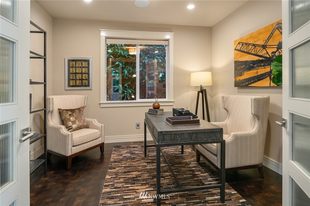 8702 Sand Point Way Northeast Seattle, WA 98115 - Photo 19 of 40