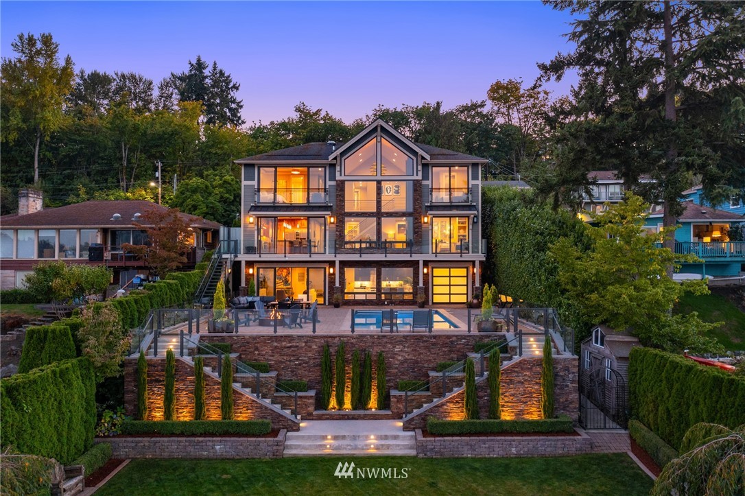 8702 Sand Point Way Northeast Seattle, WA 98115 - Photo 40 of 40