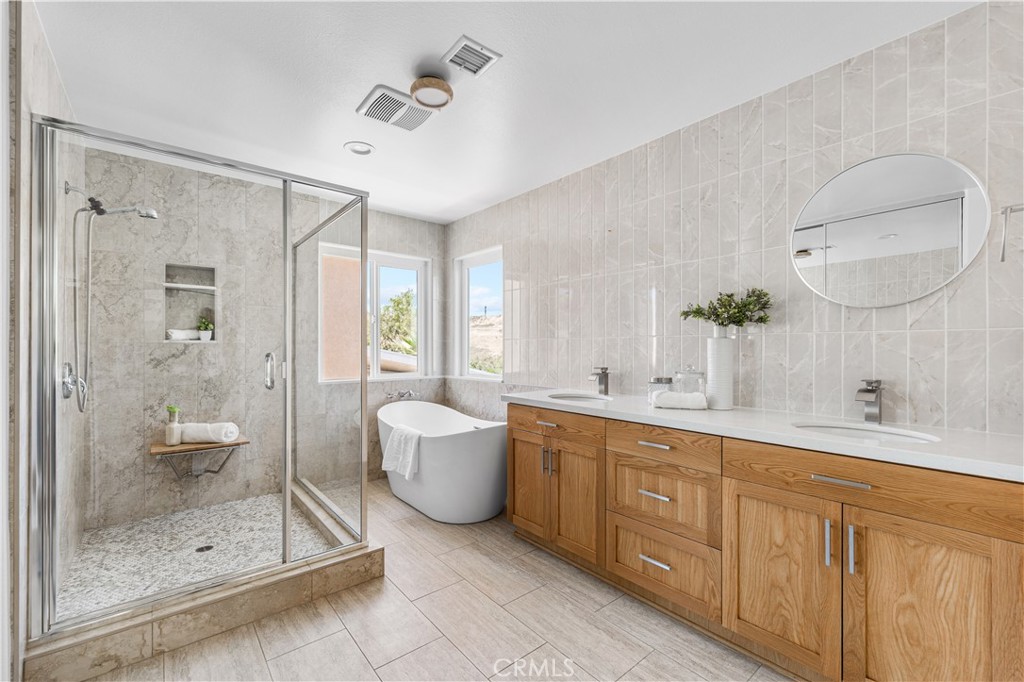 32650 The Old Road Castaic, CA 91384 - Photo 27 of 56